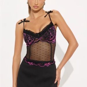 💲NWT Lace Corset lingerie Top with Bows